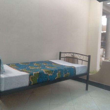 Babajay Family Home Dar es Salaam Luaran gambar