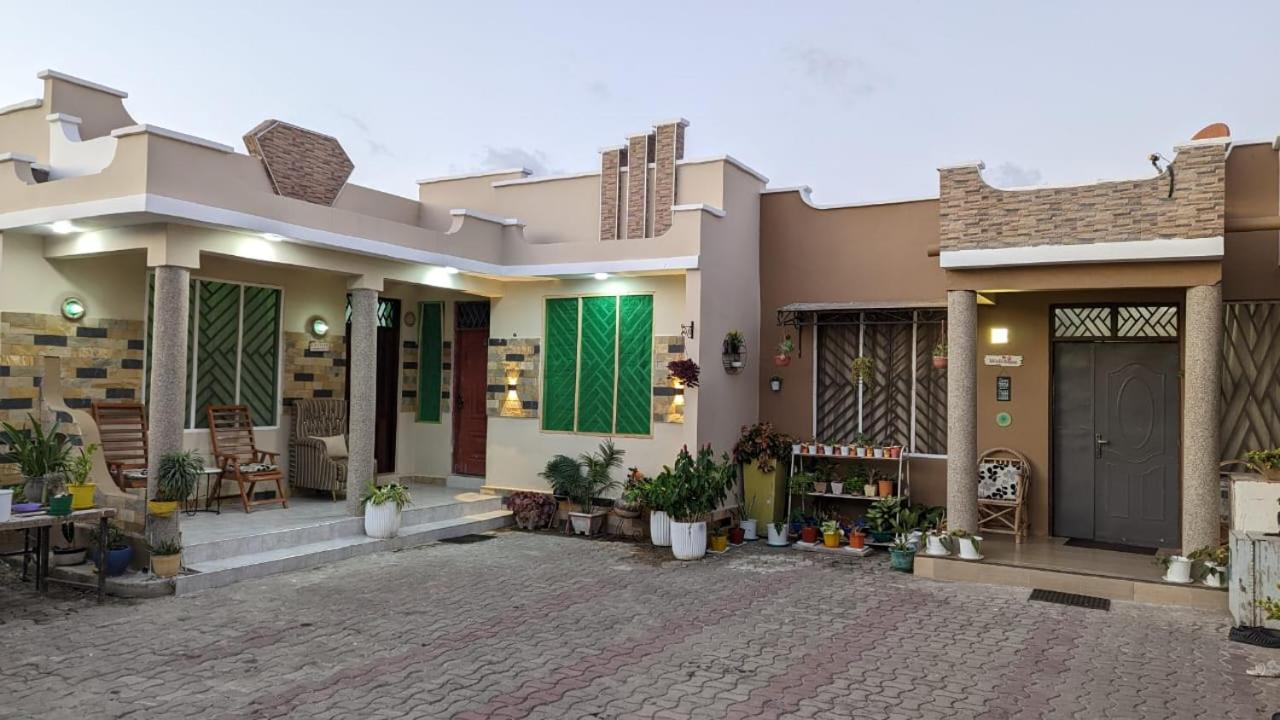 Babajay Family Home Dar es Salaam Luaran gambar