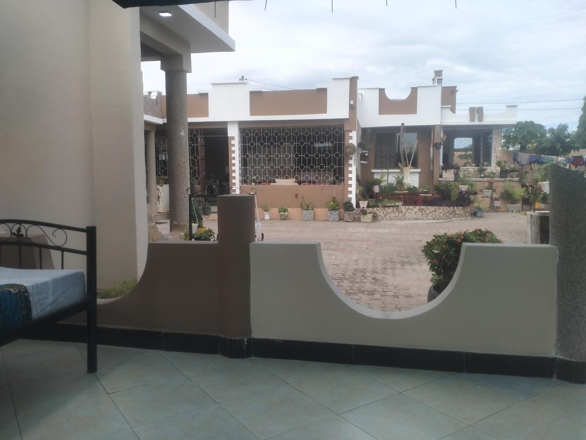 Babajay Family Home Dar es Salaam Luaran gambar